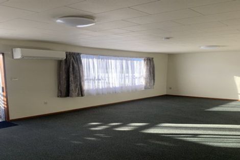 Photo of property in 16 Royal Terrace, Alexandra, 9320