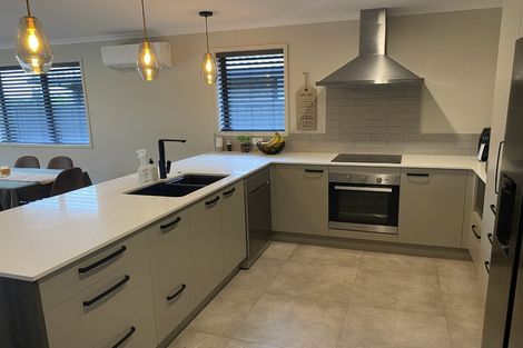 Photo of property in 3 Carriage Close, Omokoroa, 3114