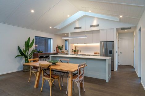 Photo of property in 7 Kamana Rise, Wanaka, 9382