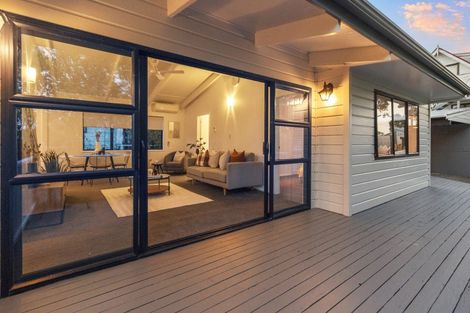 Photo of property in 3/254 Meola Road, Point Chevalier, Auckland, 1022