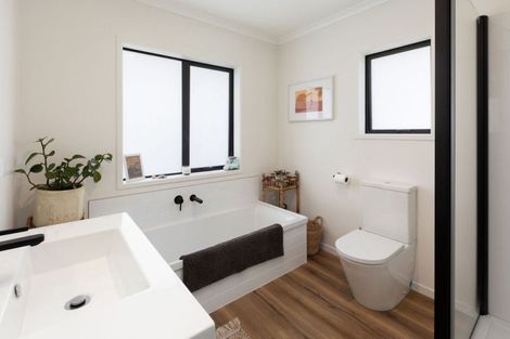 Photo of property in 14a Macmillan Street, Katikati, 3129