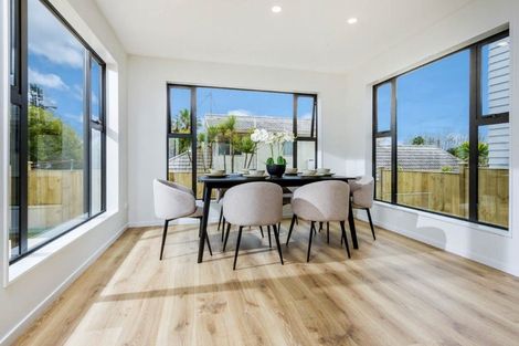 Photo of property in 1b Rimu Rise, Albany, Auckland, 0632