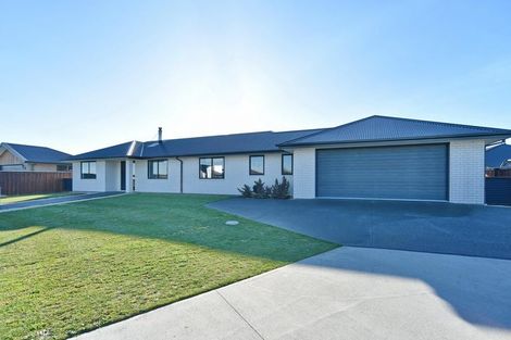 Photo of property in 3 Merino Crescent, Amberley, 7410