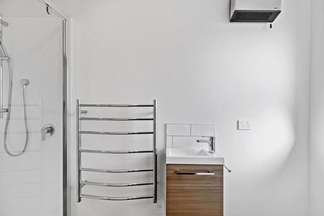 Photo of property in 39a Moore Street, Hillcrest, Auckland, 0627