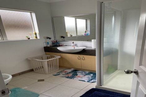 Photo of property in 125 Gracechurch Drive, Flat Bush, Auckland, 2016