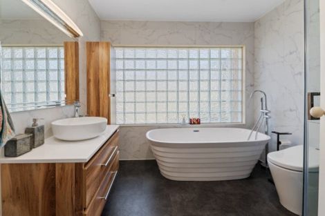 Photo of property in 57 Wylie Street, Glenholme, Rotorua, 3010