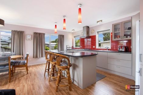 Photo of property in 15a Roretana Drive, Athenree, Katikati, 3177