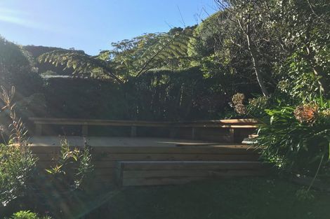 Photo of property in 62 Dowse Drive, Maungaraki, Lower Hutt, 5010