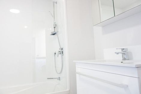 Photo of property in Vedado Apartments, 201/41 Hopper Street, Mount Cook, Wellington, 6011