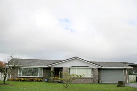 Photo of property in 6 Beechwood Close, Paraparaumu Beach, Paraparaumu, 5032