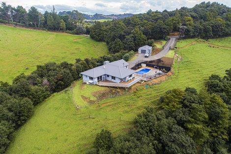 Photo of property in 544 Taraunui Road, Parua Bay, Onerahi, 0192