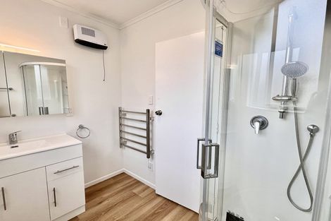 Photo of property in 76 California Drive, Totara Park, Upper Hutt, 5018