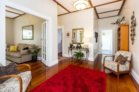 Photo of property in 30 Gloucester Street, Silverstream, Upper Hutt, 5019