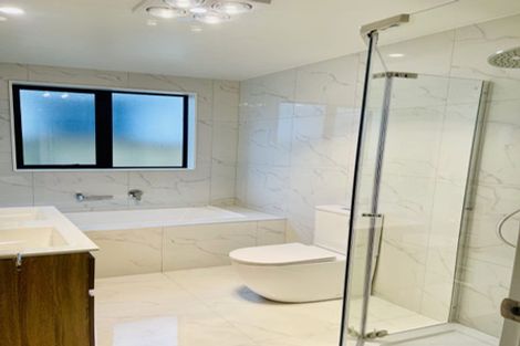 Photo of property in 19 Cronshaw Road, Karaka, 2113