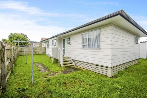 Photo of property in 47 Dungarvon Place, Clendon Park, Auckland, 2103