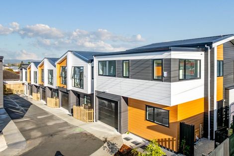 Photo of property in 108e Taikata Road, Te Atatu Peninsula, Auckland, 0610