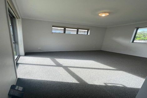 Photo of property in 7 South Street, Papakura, 2110