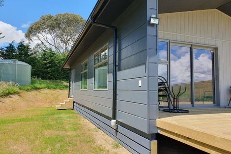 Photo of property in 113 Muhunoa Road West, Ohau, Levin, 5570