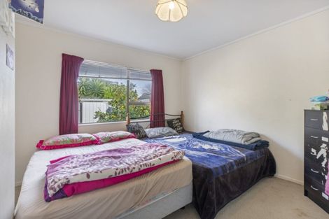 Photo of property in 2b Roys Road, Weymouth, Auckland, 2103