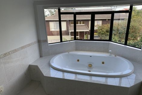 Photo of property in 12 Himalaya Crescent, Lynfield, Auckland, 1042