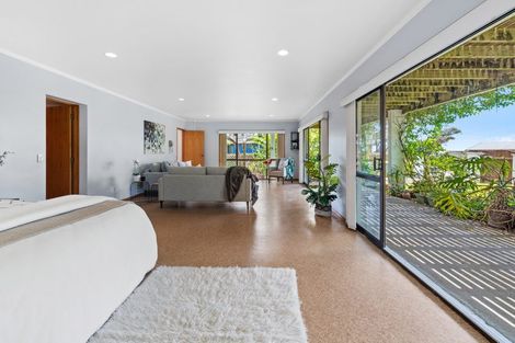 Photo of property in 80 Deep Creek Road, Torbay, Auckland, 0630