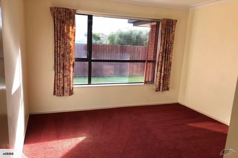 Photo of property in 49 Broadhaven Avenue, Parklands, Christchurch, 8083