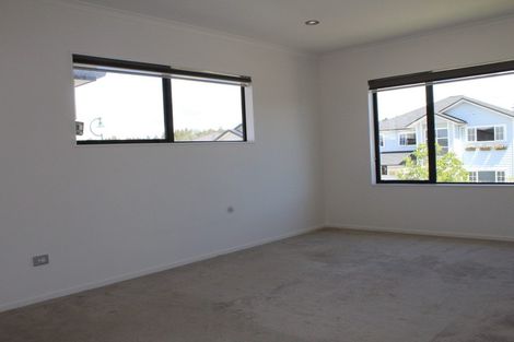 Photo of property in 11 Carrickdawson Drive, Flat Bush, Auckland, 2019