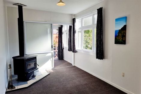 Photo of property in 94a Waikawa Road, Picton, 7220