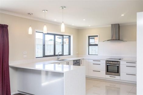 Photo of property in 11 Feist Street, Carterton, 5713