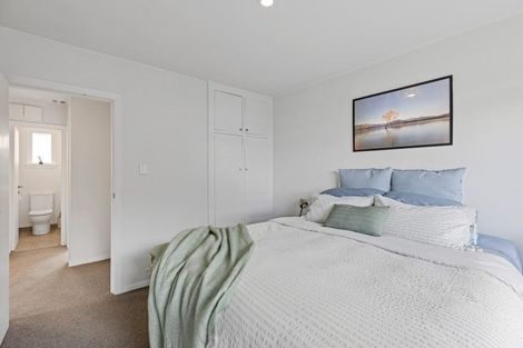 Photo of property in 1/82 Holly Road, St Albans, Christchurch, 8014