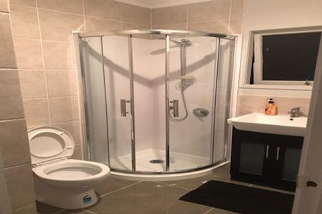 Photo of property in 12a Waiari Road, Conifer Grove, Takanini, 2112