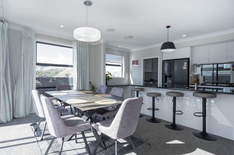 Photo of property in 14 Atherton Terrace, Churton Park, Wellington, 6037