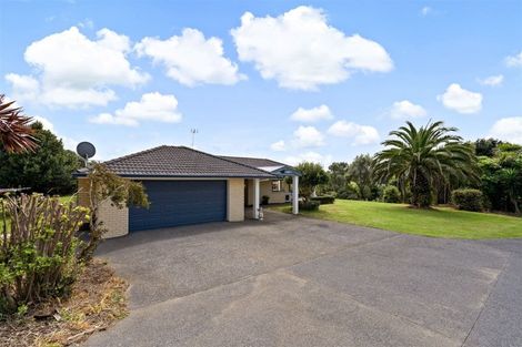Photo of property in 132 Muriwai Valley Road, Muriwai, Waimauku, 0881