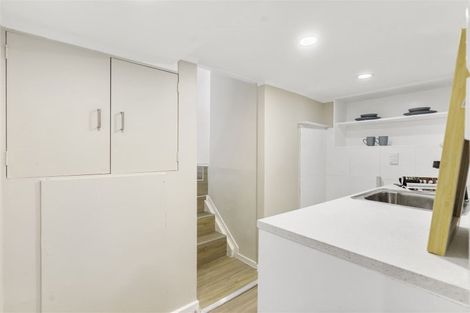 Photo of property in 34 Brentford Place, Manurewa, Auckland, 2102