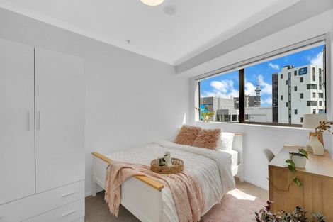 Photo of property in 96 On Symonds Apartments, 909/96 Symonds Street, Grafton, Auckland, 1010