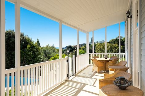 Photo of property in Mchardy Homestead, 11 Bracken Street, Hospital Hill, Napier, 4110