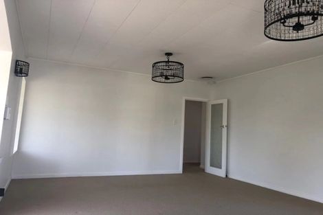 Photo of property in 1/184 Bucklands Beach Road, Bucklands Beach, Auckland, 2012