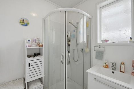 Photo of property in 13 Okura River Road, Okura, Albany, 0792