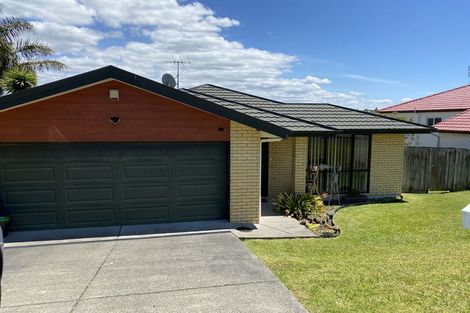 Photo of property in 28 Nimstedt Avenue, Oteha, Auckland, 0632