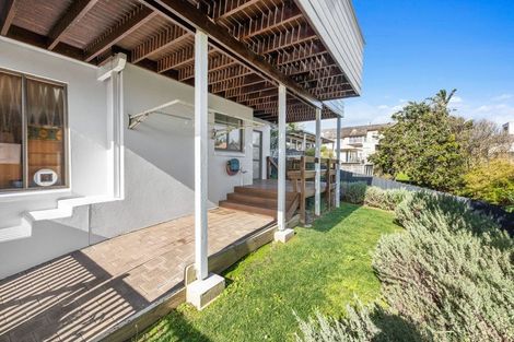 Photo of property in 39a Clovelly Road, Bucklands Beach, Auckland, 2012