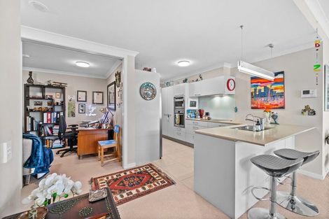 Photo of property in 73 Parkside Drive, Orewa, 0931