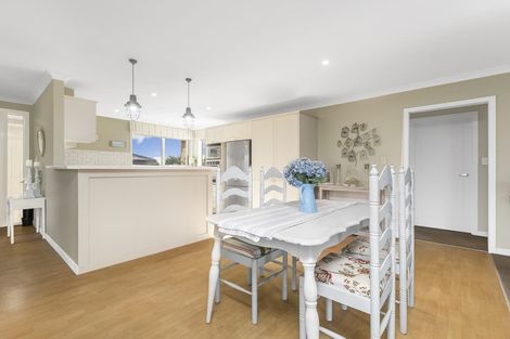 Photo of property in 2 Coronation Avenue, Pukekohe, 2120