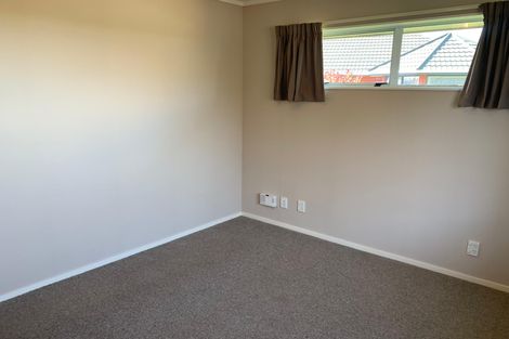Photo of property in 8b Elizabeth Street, Palmerston North, 4410