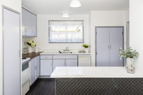 Photo of property in 2/3 Jern Place, Eastern Beach, Auckland, 2012