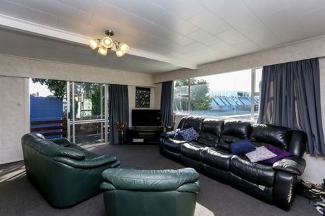 Photo of property in 1/194 Powderham Street, New Plymouth, 4310