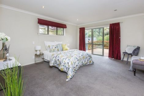 Photo of property in 5 Mcewen Crescent, Riverstone Terraces, Upper Hutt, 5018