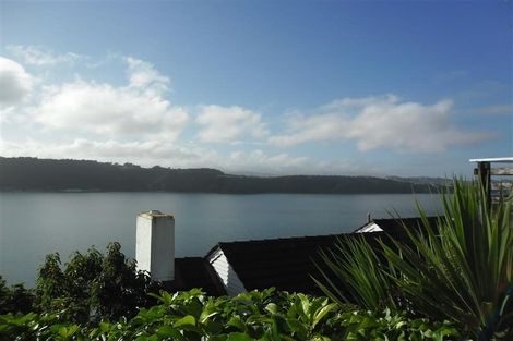 Photo of property in 1a The Crescent, Roseneath, Wellington, 6011