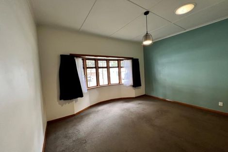 Photo of property in 82 The Parade, Island Bay, Wellington, 6023