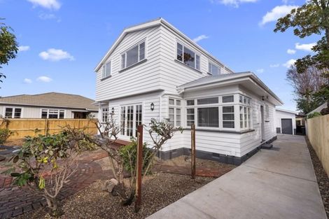 Photo of property in 139 Wilsons Road, Saint Martins, Christchurch, 8022