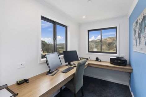 Photo of property in 1331a Coast Road, Wainuiomata Coast, Wainuiomata, 5373